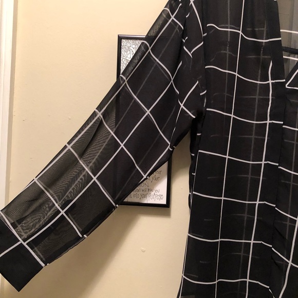 See-through work top. - Picture 2 of 3